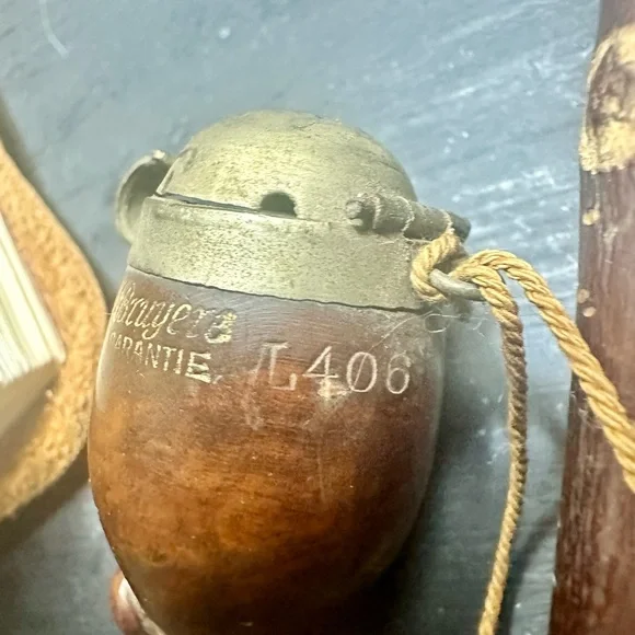 Classic Brown Smoking Pipe - Picture 10 of 10